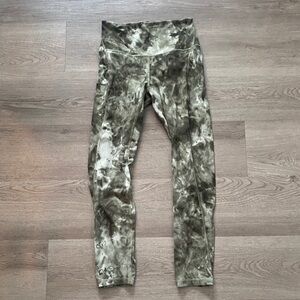 Lululemon Wunder Under Tie-Dye High-Waist Leggings in Olive and Cream